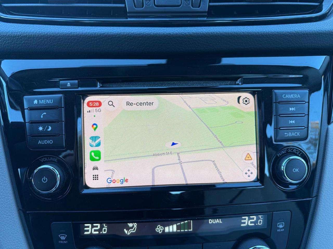 2020 Nissan Rogue SV Photo