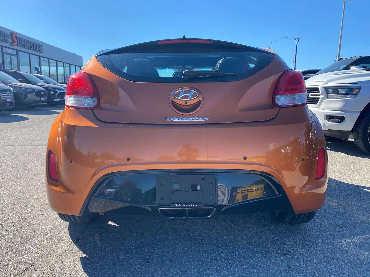 2016 Hyundai Veloster Tech ~Nav ~Cam ~Leather ~Moonroof ~Dimension Audio Photo2