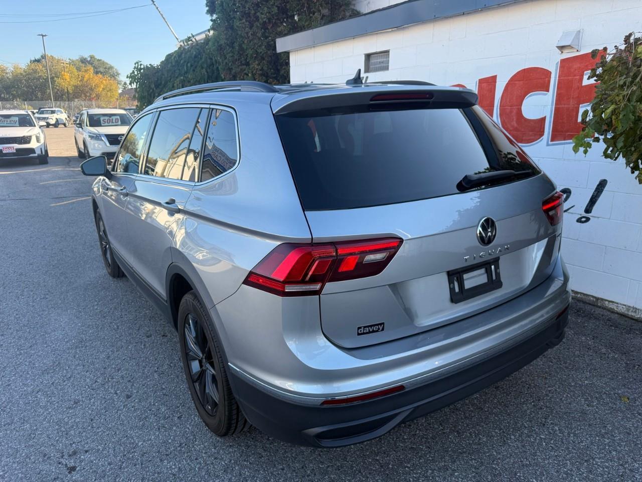 2024 Volkswagen Tiguan Comfortline 4dr All-wheel Drive 4MOTION Photo