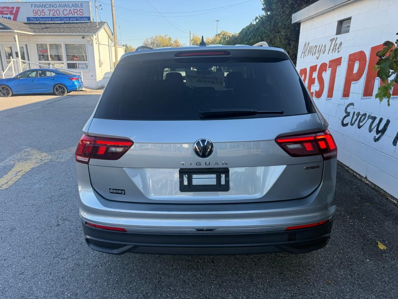 2024 Volkswagen Tiguan Comfortline 4dr All-wheel Drive 4MOTION Photo