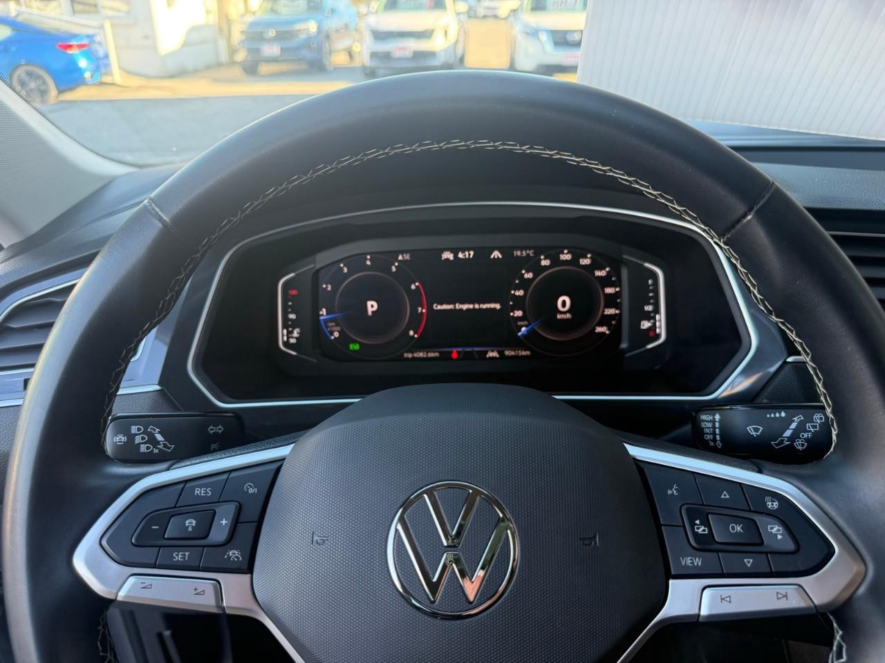 2024 Volkswagen Tiguan Comfortline 4dr All-wheel Drive 4MOTION Photo
