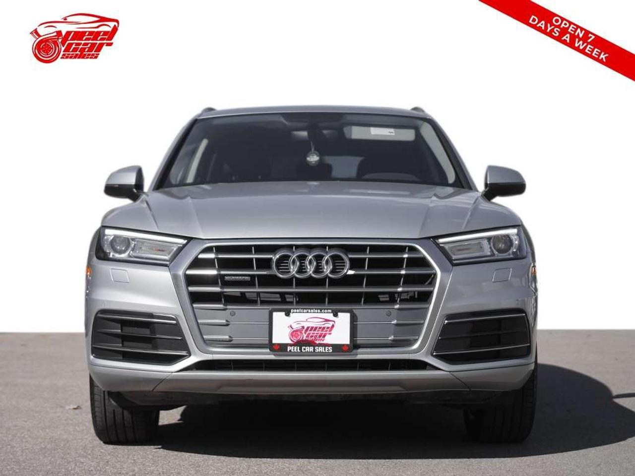 2018 Audi Q5 2.0T Progressiv Leather Seats Apple Carplay Panoramic Roof Photo