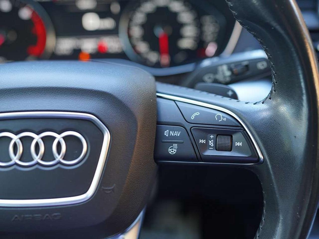 2018 Audi Q5 2.0T Progressiv Leather Seats Apple Carplay Panoramic Roof Photo