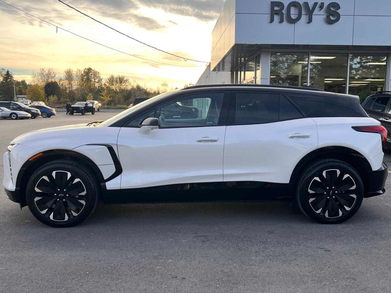 2025 Chevrolet Blazer EV RS RWD Photo1