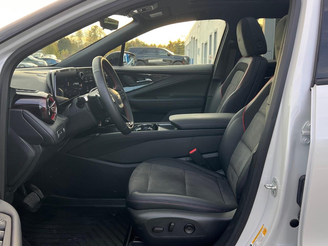 2025 Chevrolet Blazer EV RS RWD Photo