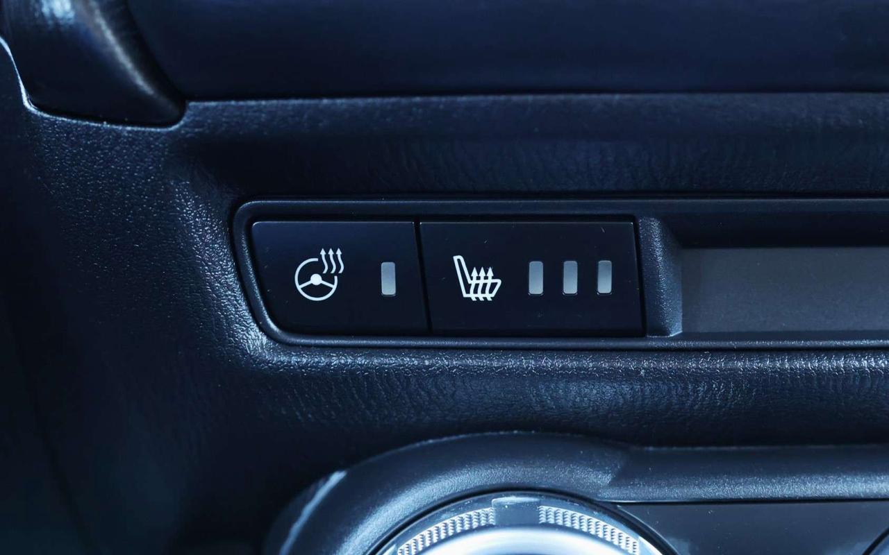 2019 Mazda CX-3 GS-AWD-R STARTER/BCAM/PUSH START/BRAKE HOLD/HEATED SEATS & STEERING/CARPLAY/AUTO HEADLIGHTS/CRUISE Photo