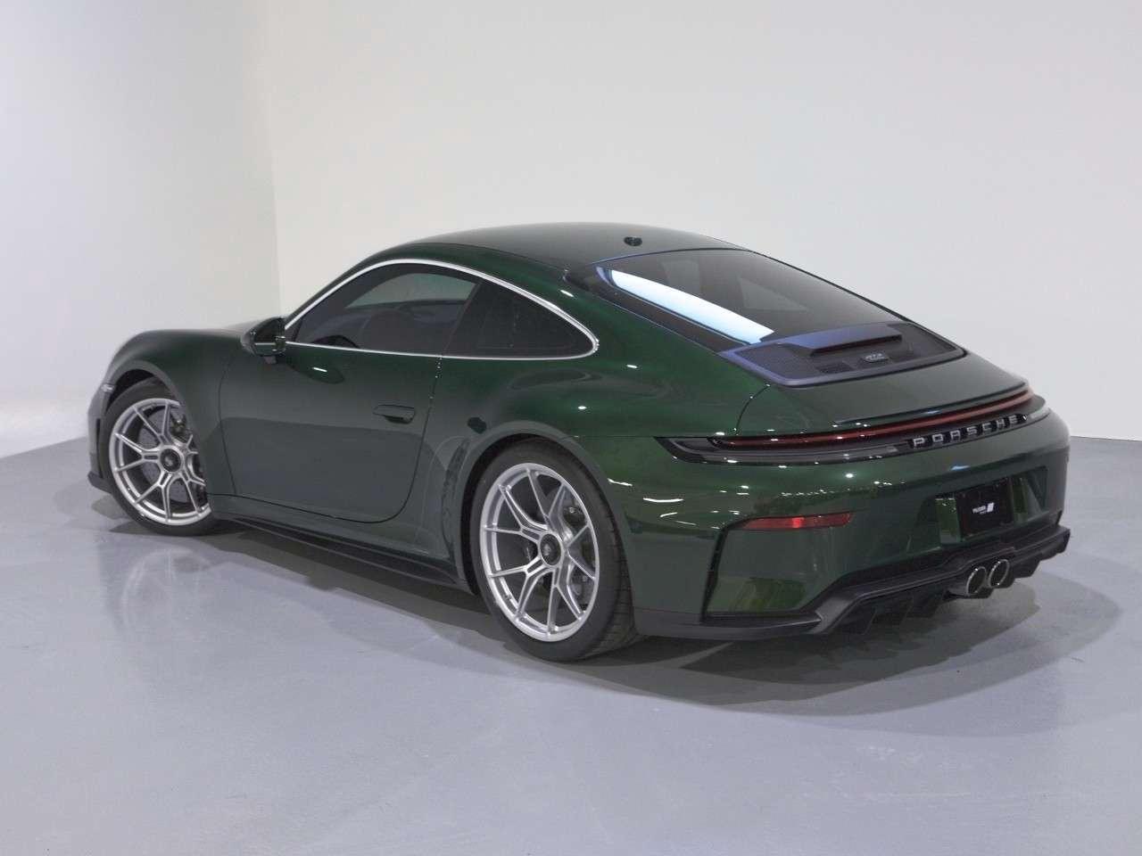 2026 Porsche 911 GT3 Coupe with Touring Package Photo