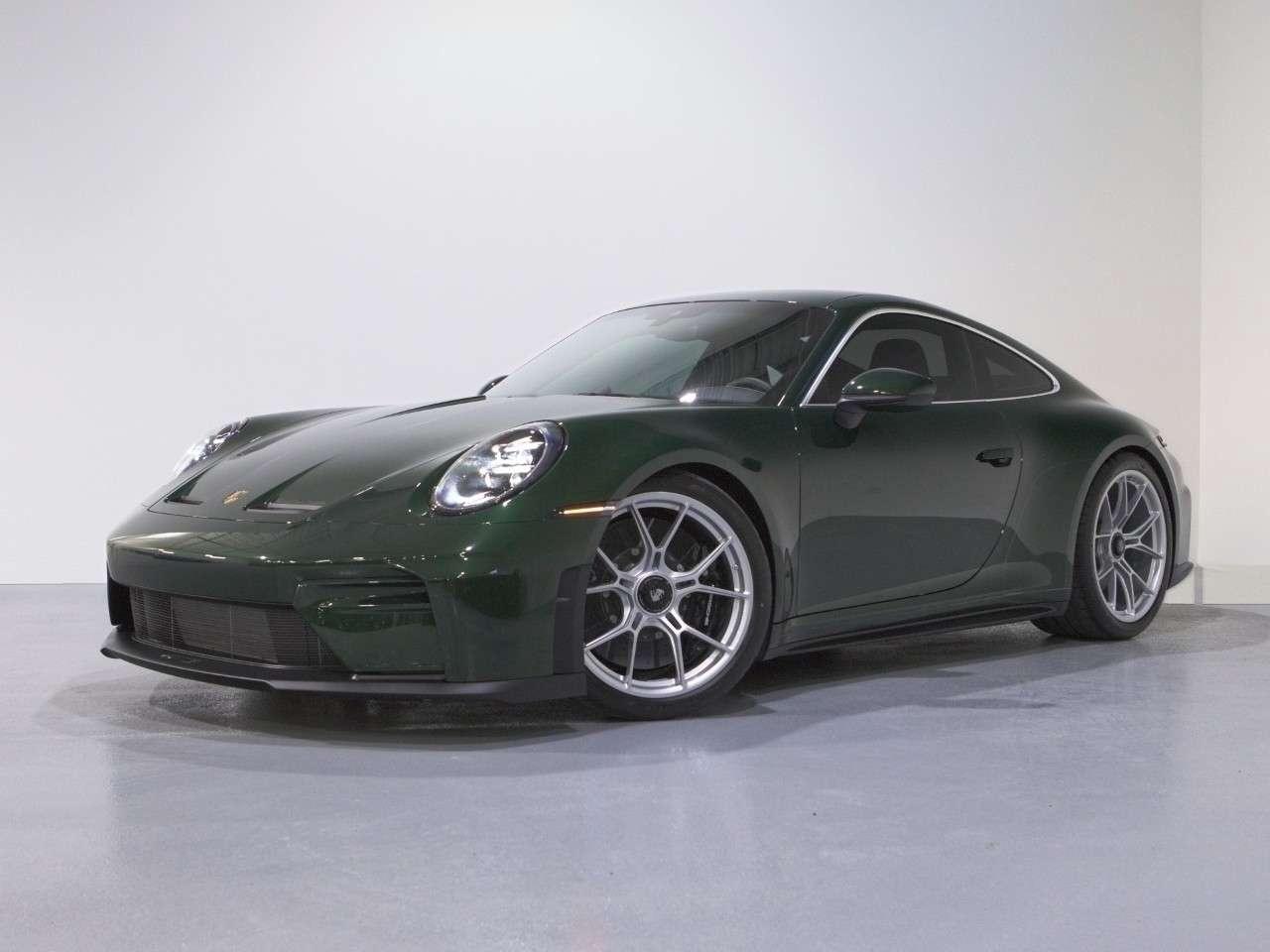2026 Porsche 911 GT3 Coupe with Touring Package Photo