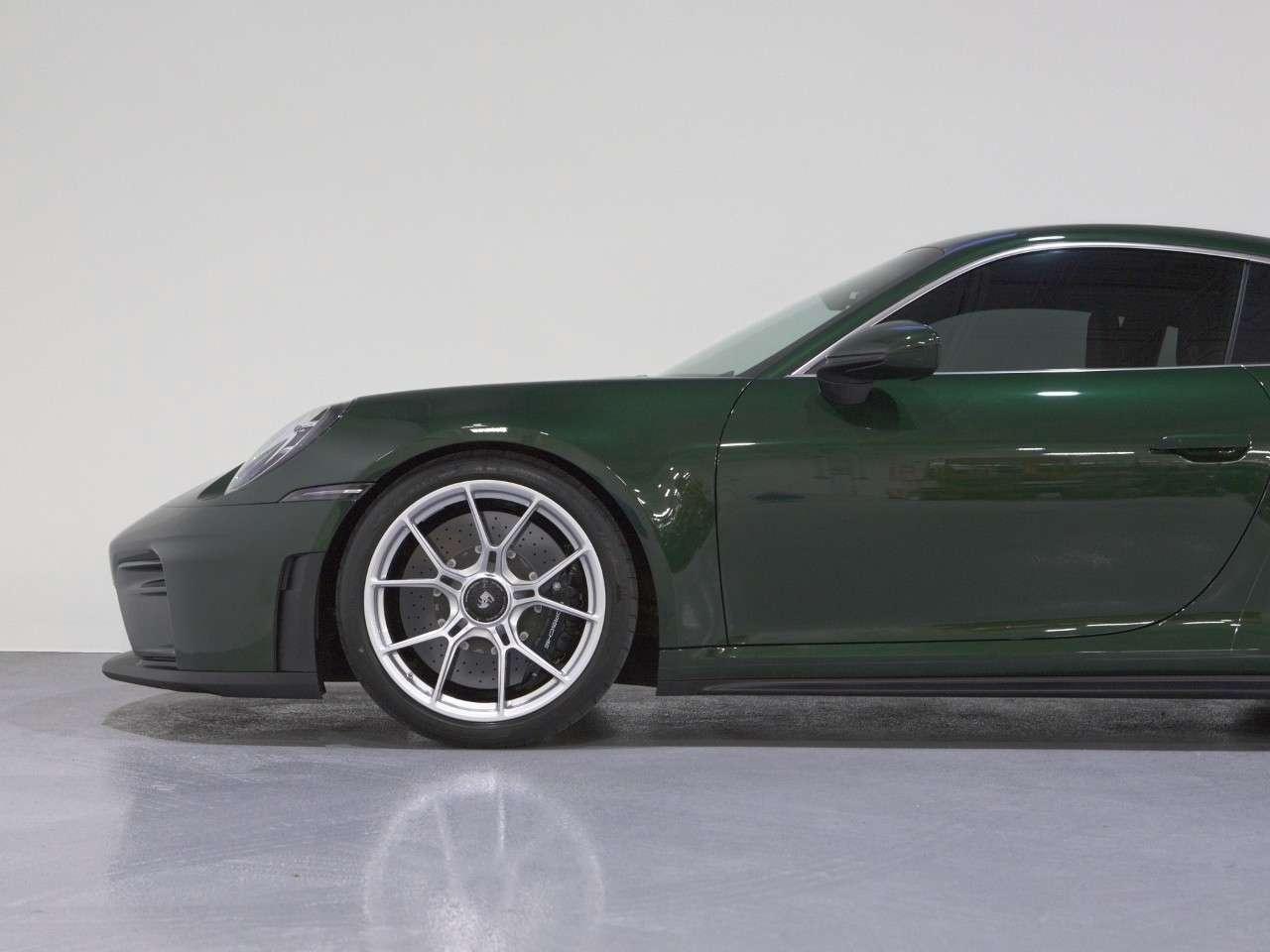 2026 Porsche 911 GT3 Coupe with Touring Package Photo
