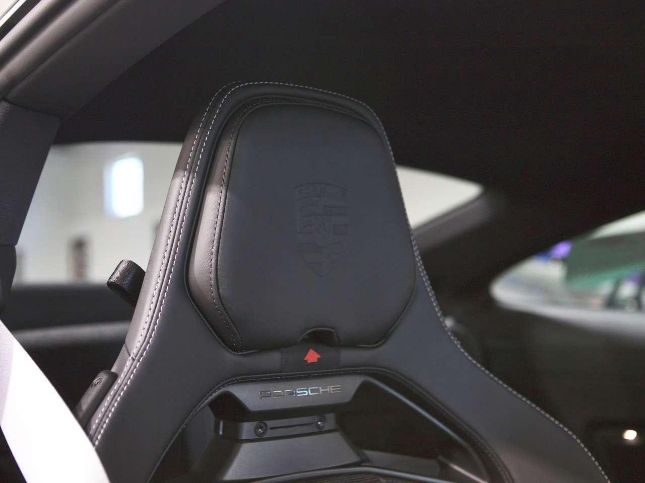 2026 Porsche 911 GT3 Coupe with Touring Package Photo