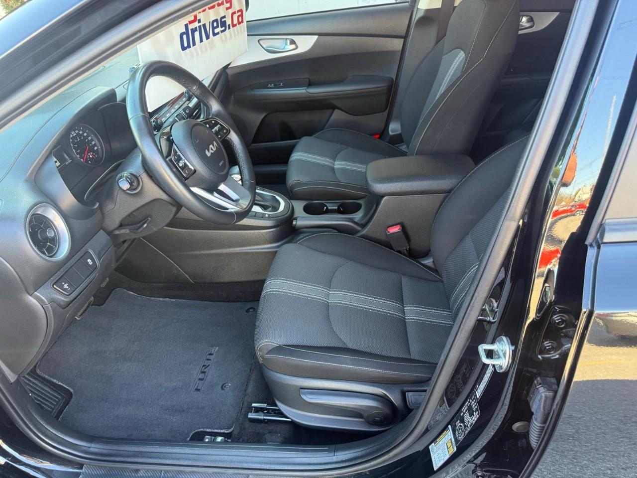 2024 Kia Forte LX 4dr Sedan Photo