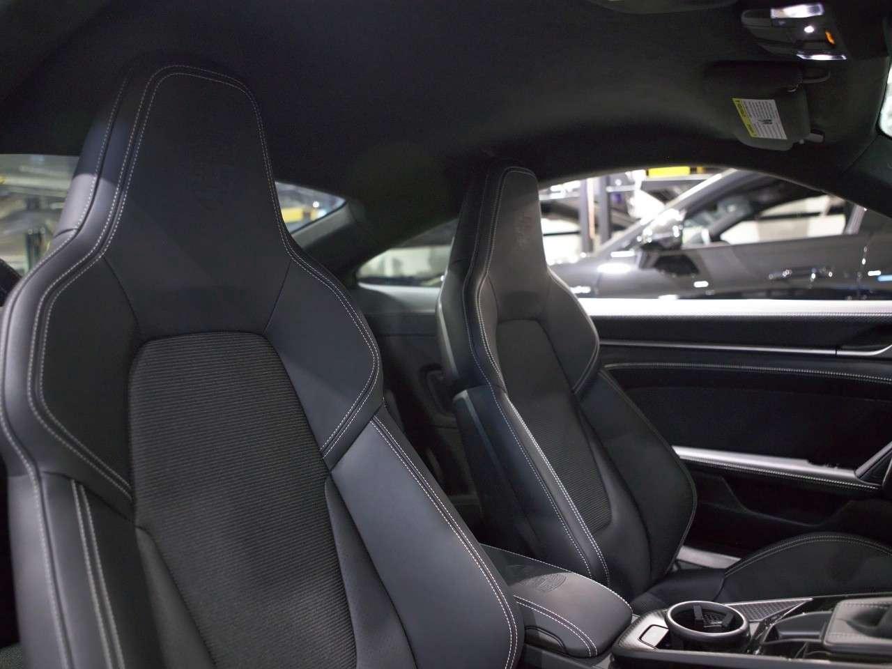 2026 Porsche 911 GT3 Coupe with Touring Package Photo