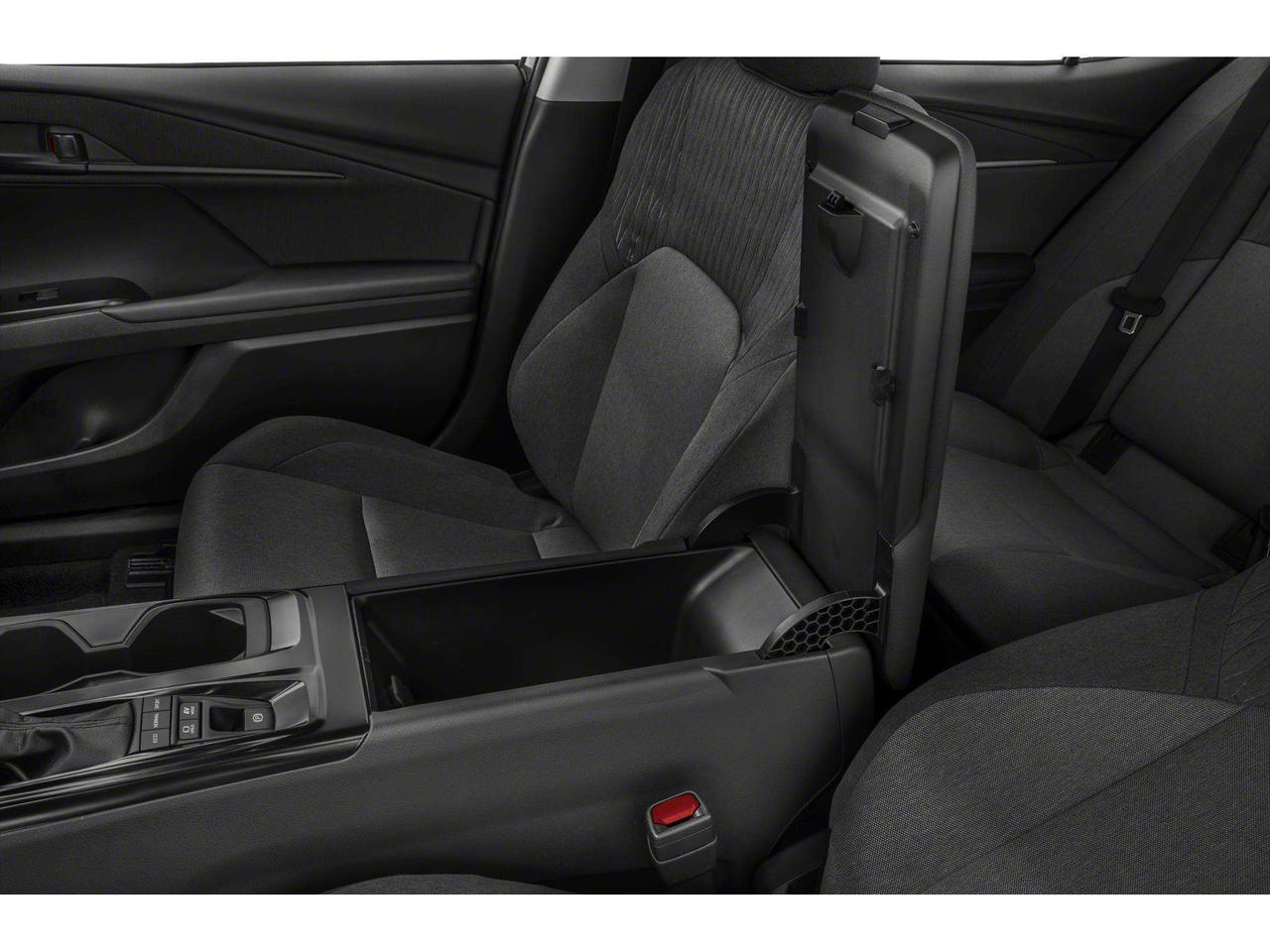 2026 Toyota Camry SE Photo