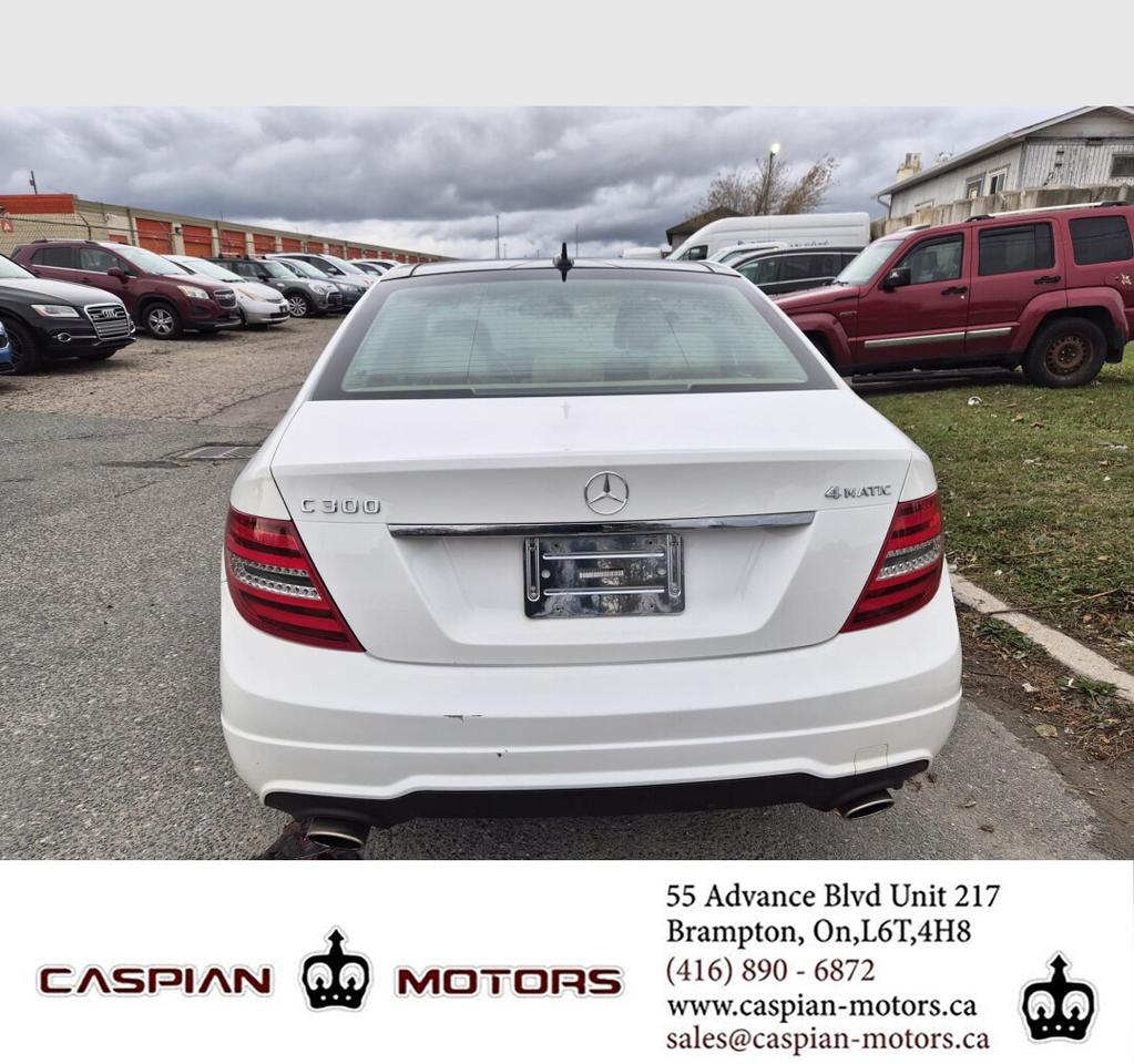 2014 Mercedes-Benz C-Class C300 Photo