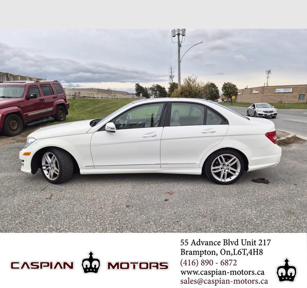 2014 Mercedes-Benz C-Class C300 Photo