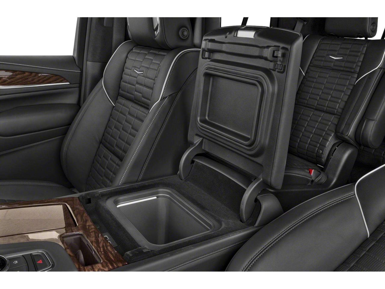 2021 Cadillac Escalade 4WD Sport Platinum Photo