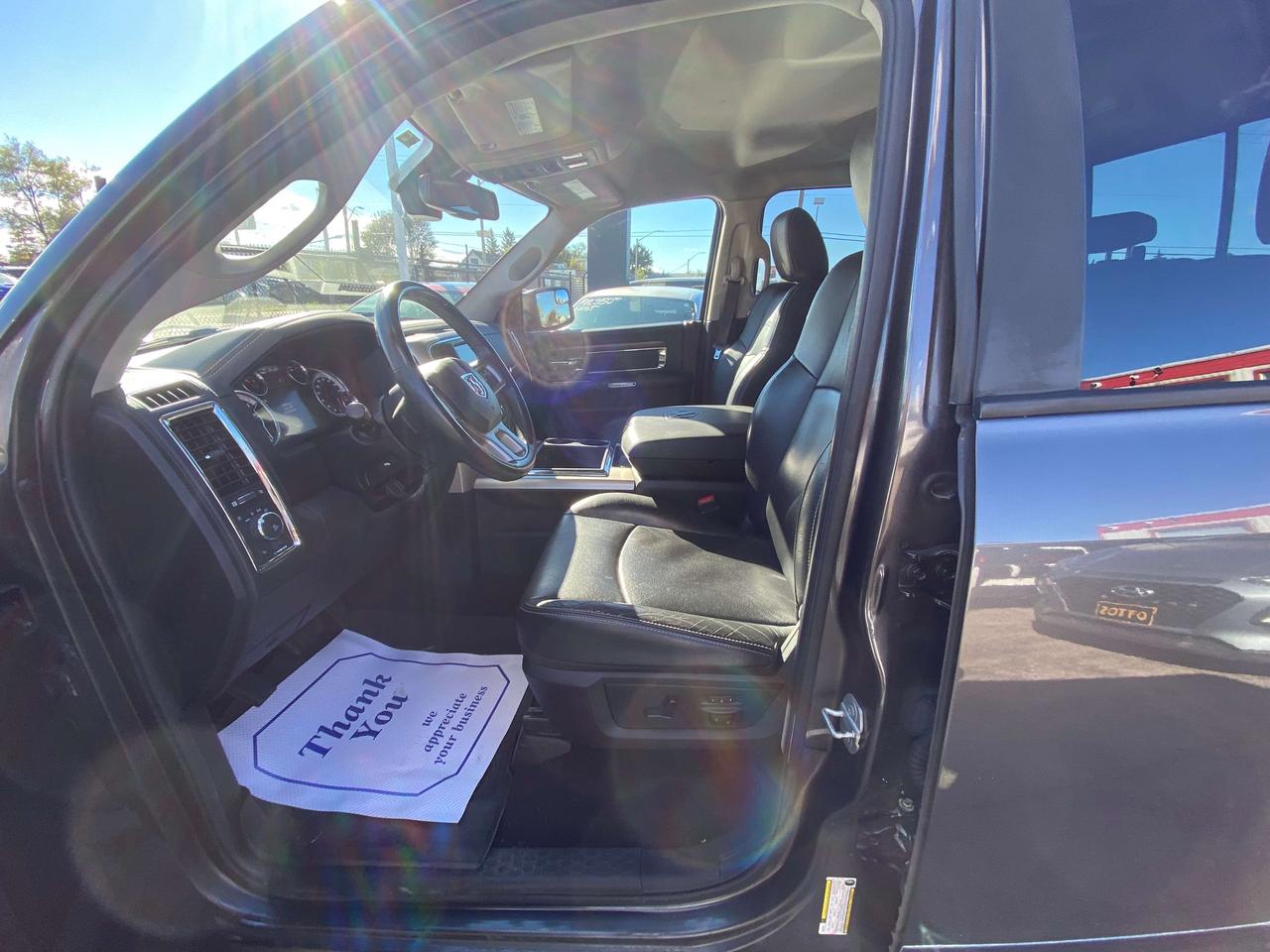 2015 RAM 1500 Laramie Photo