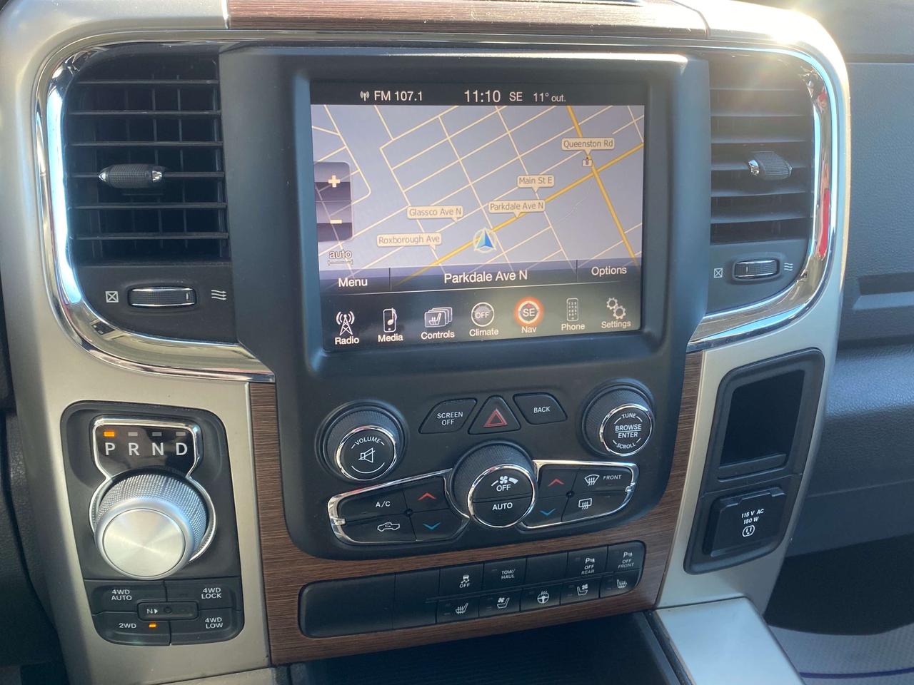 2015 RAM 1500 Laramie Photo