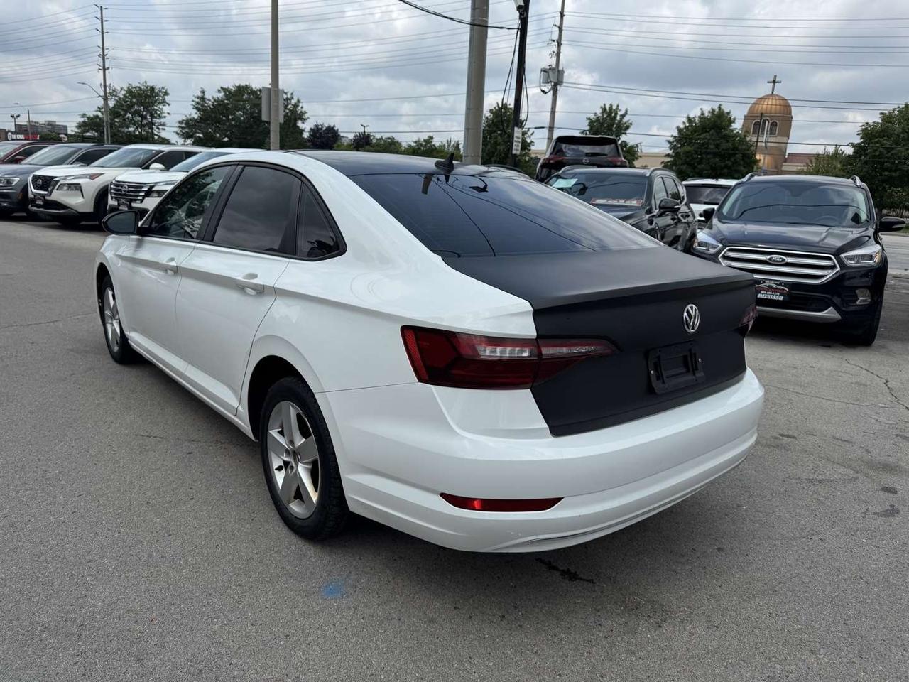 2021 Volkswagen Jetta Highline Pearl white upgraded Sunroof   Blind Spot   Leather Photo