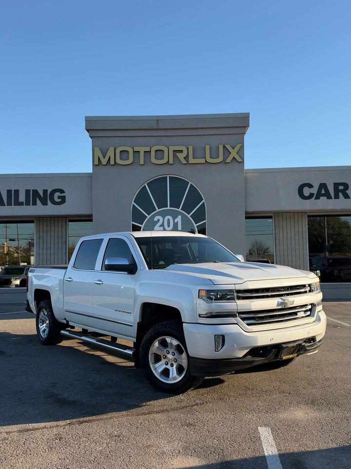 2018 Chevrolet Silverado 1500 4WD Crew Cab LTZ w/2LZ Photo5