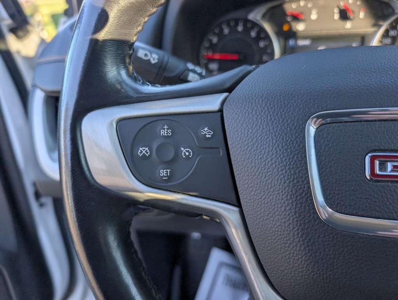 2021 GMC Terrain SLE AWD NAV  CAMERA   LANE DEPARTURE   CARPLAY Photo