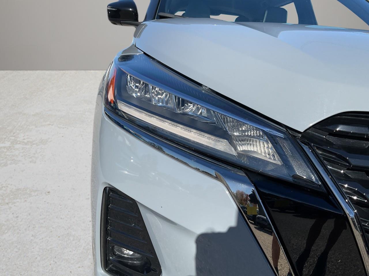 2024 Nissan Kicks SR 4dr Front-Wheel Drive Photo