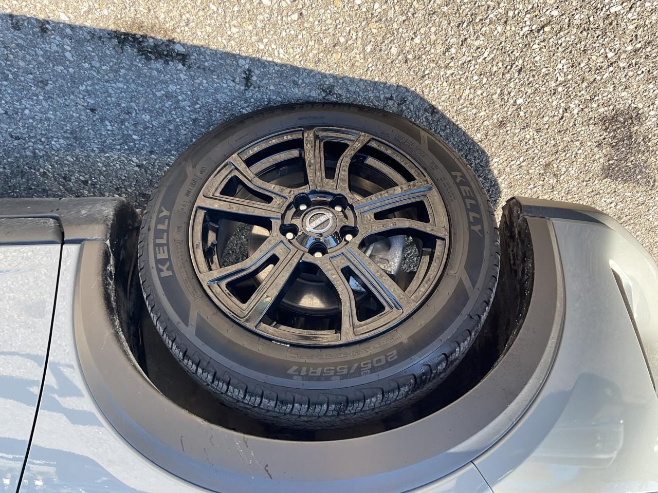 2024 Nissan Kicks SR 4dr Front-Wheel Drive Photo