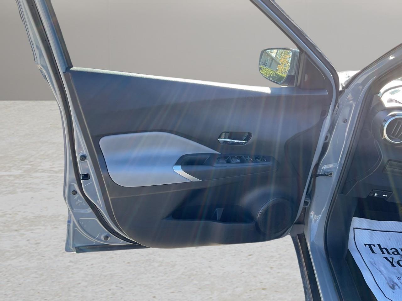2024 Nissan Kicks SR 4dr Front-Wheel Drive Photo
