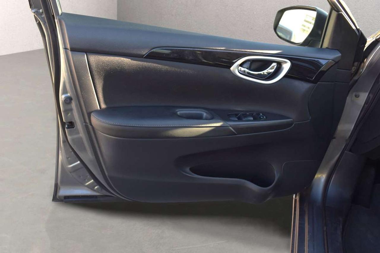 2019 Nissan Sentra SV Sunroof Back Up Camera Photo