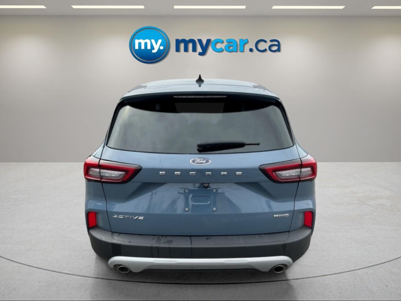 2025 Ford Escape Active 4dr All-Wheel Drive Photo3