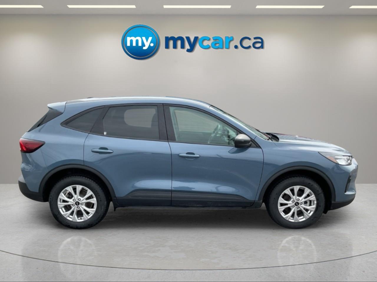 2025 Ford Escape Active 4dr All-Wheel Drive Photo5