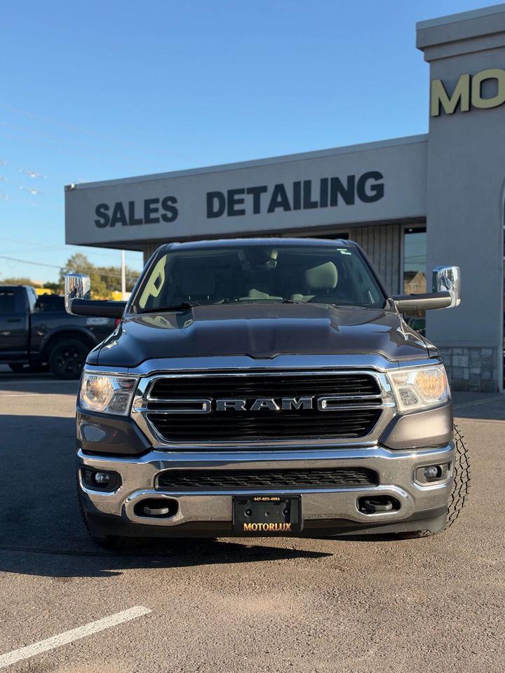 2020 RAM 1500 Big Horn 4x4 Crew Cab 6'4 Box Photo2
