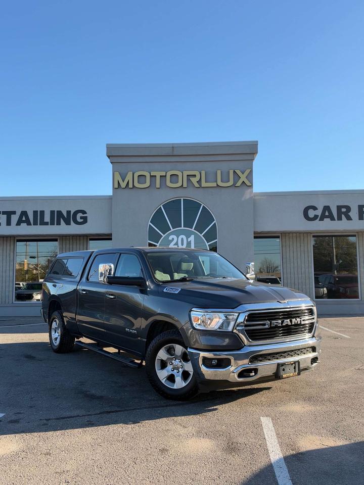 2020 RAM 1500 Big Horn 4x4 Crew Cab 6'4 Box Photo5