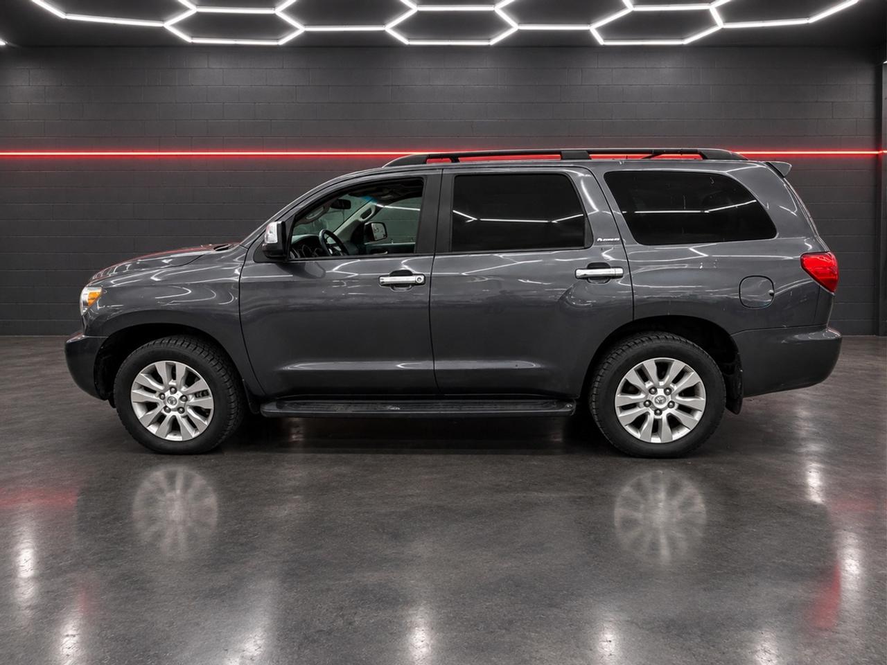 2015 Toyota Sequoia Platinum Photo