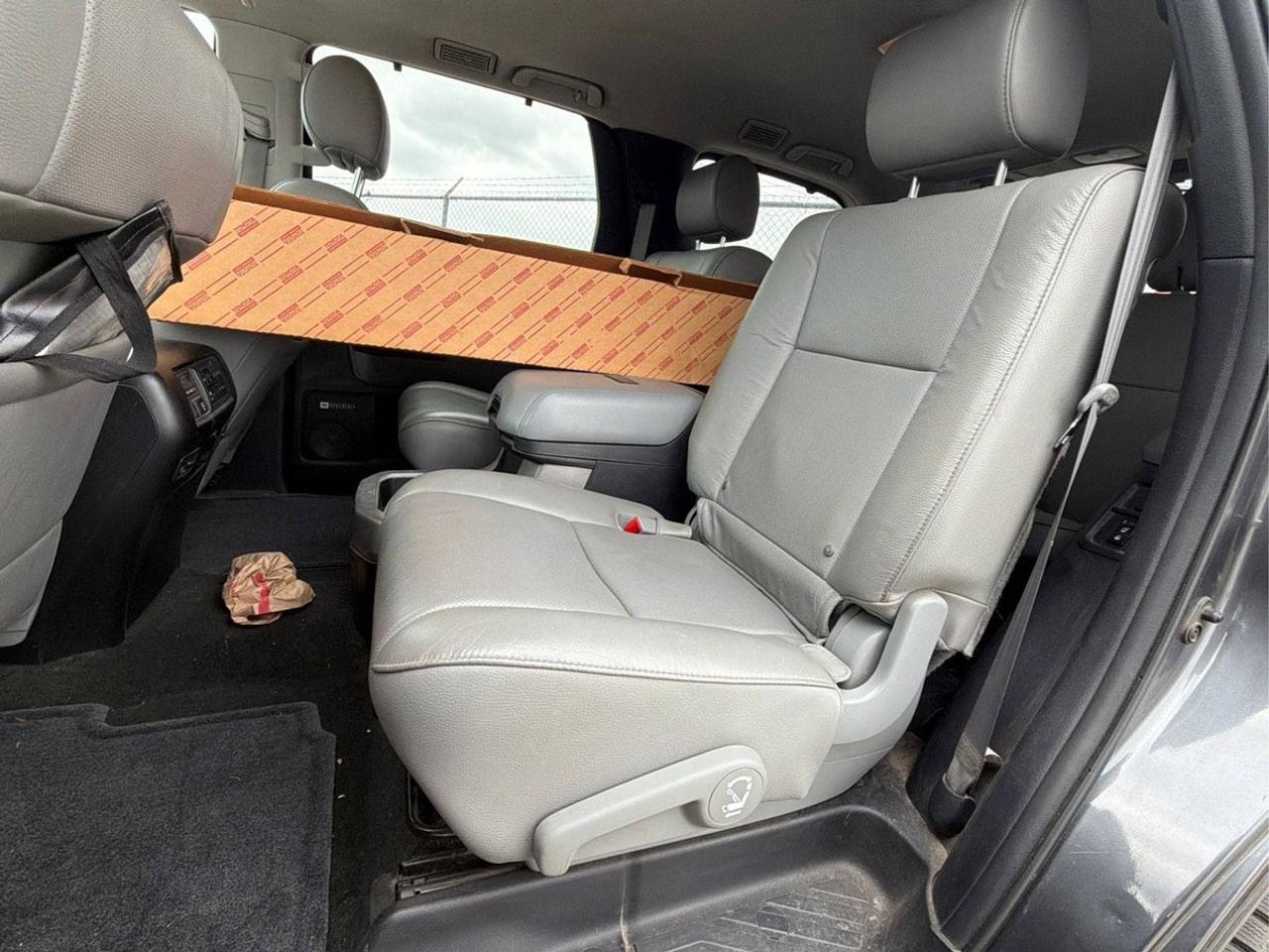 2015 Toyota Sequoia Platinum Photo