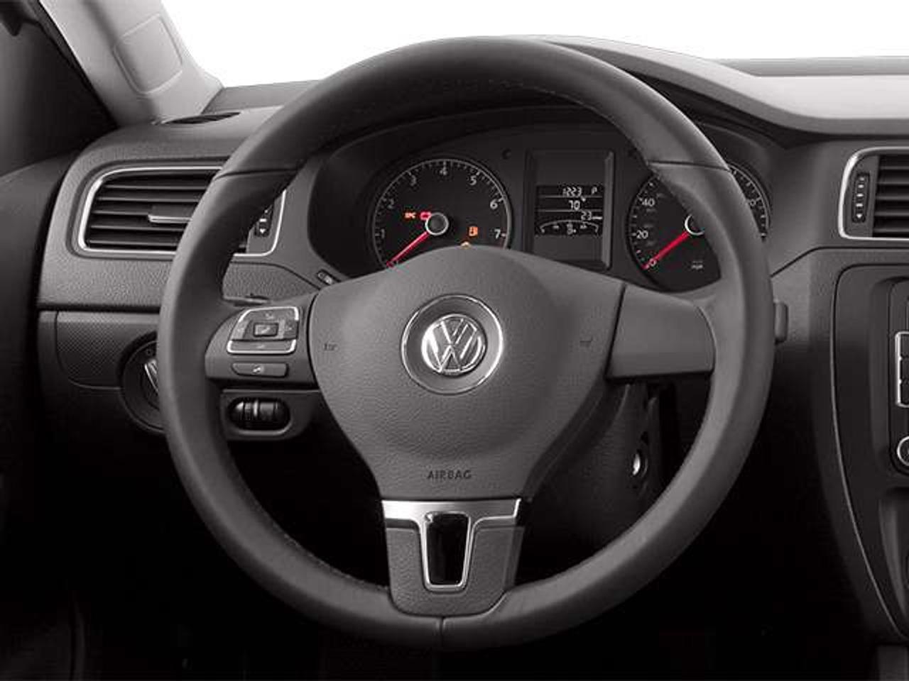 2014 Volkswagen Jetta Comfortline 2.0 TDI 6sp DSG at w/Tip VEHICLE SOLD AS-IS Photo