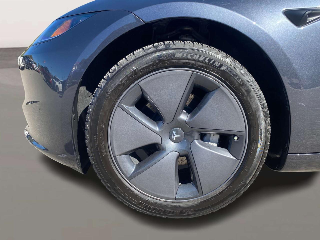 2024 Tesla Model 3 RWD Photo