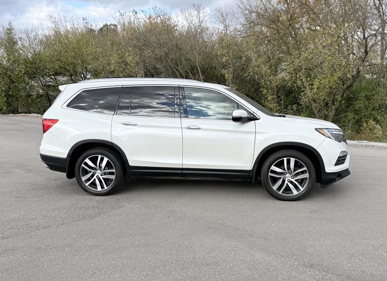 2016 Honda Pilot Touring Photo