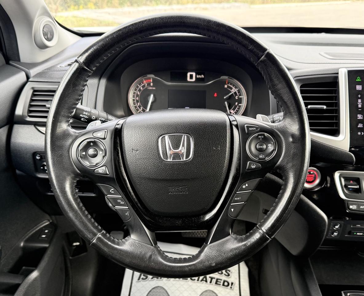 2016 Honda Pilot Touring Photo