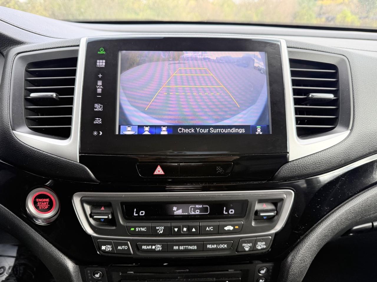 2016 Honda Pilot Touring Photo