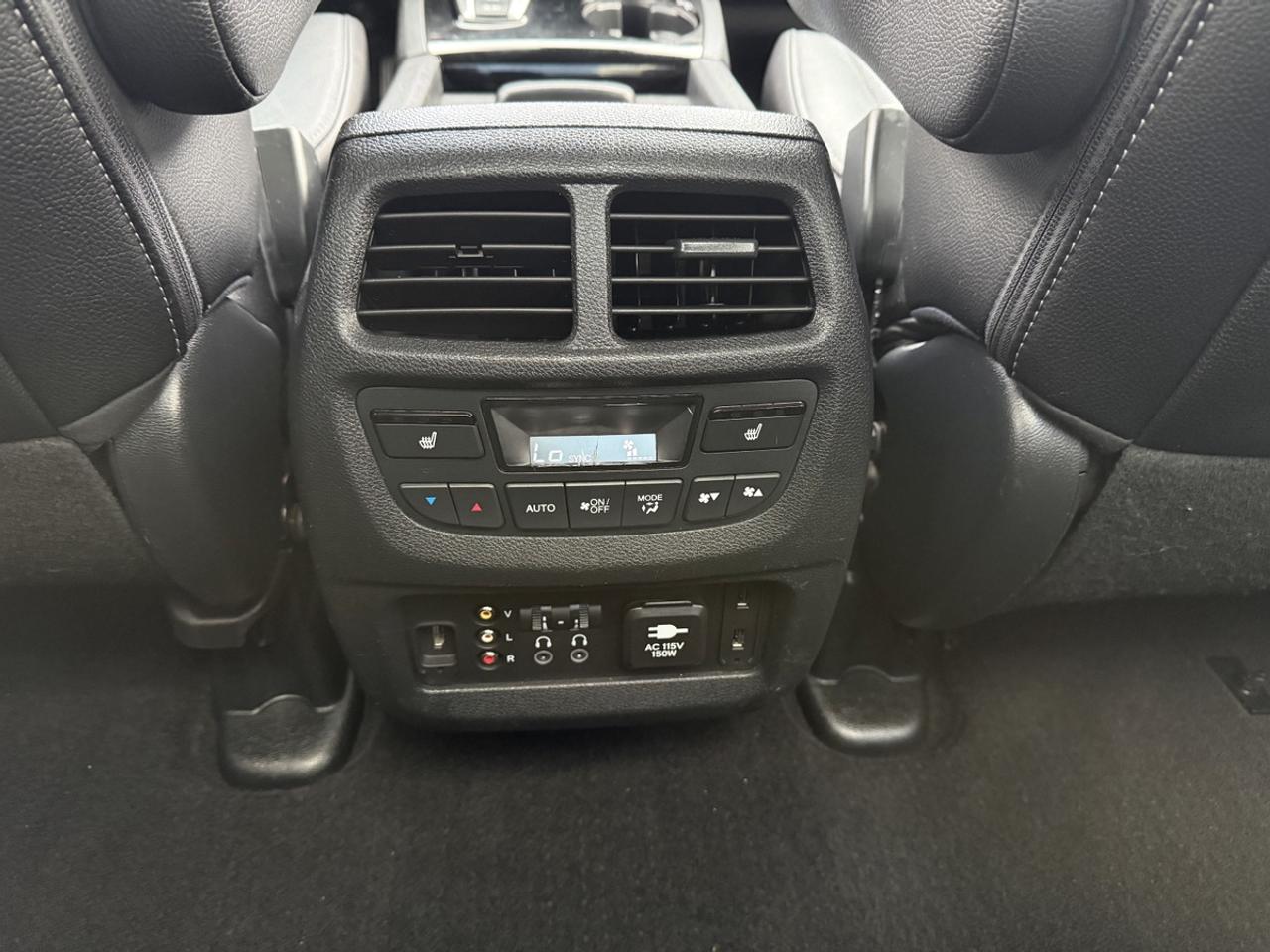 2016 Honda Pilot Touring Photo