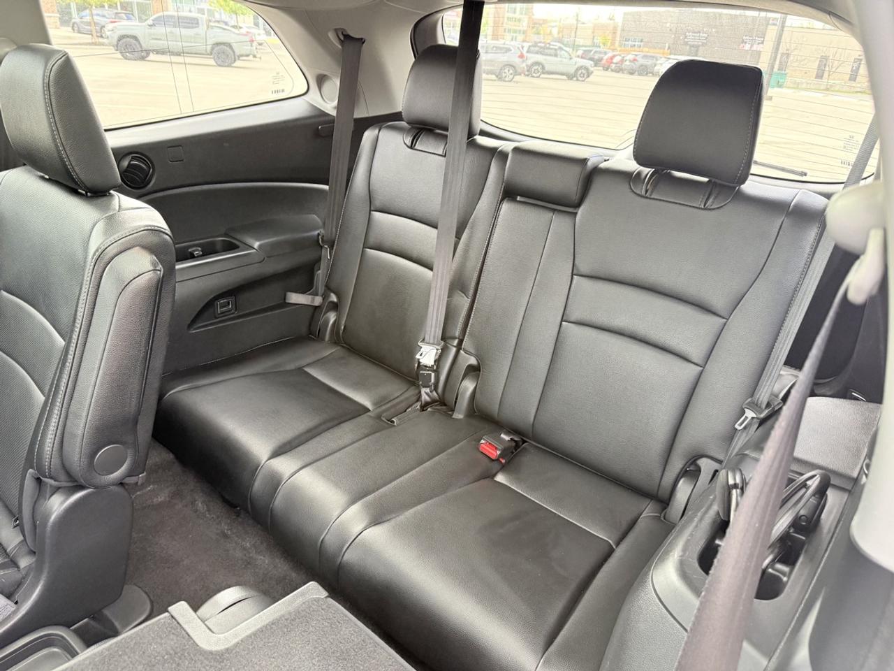 2016 Honda Pilot Touring Photo