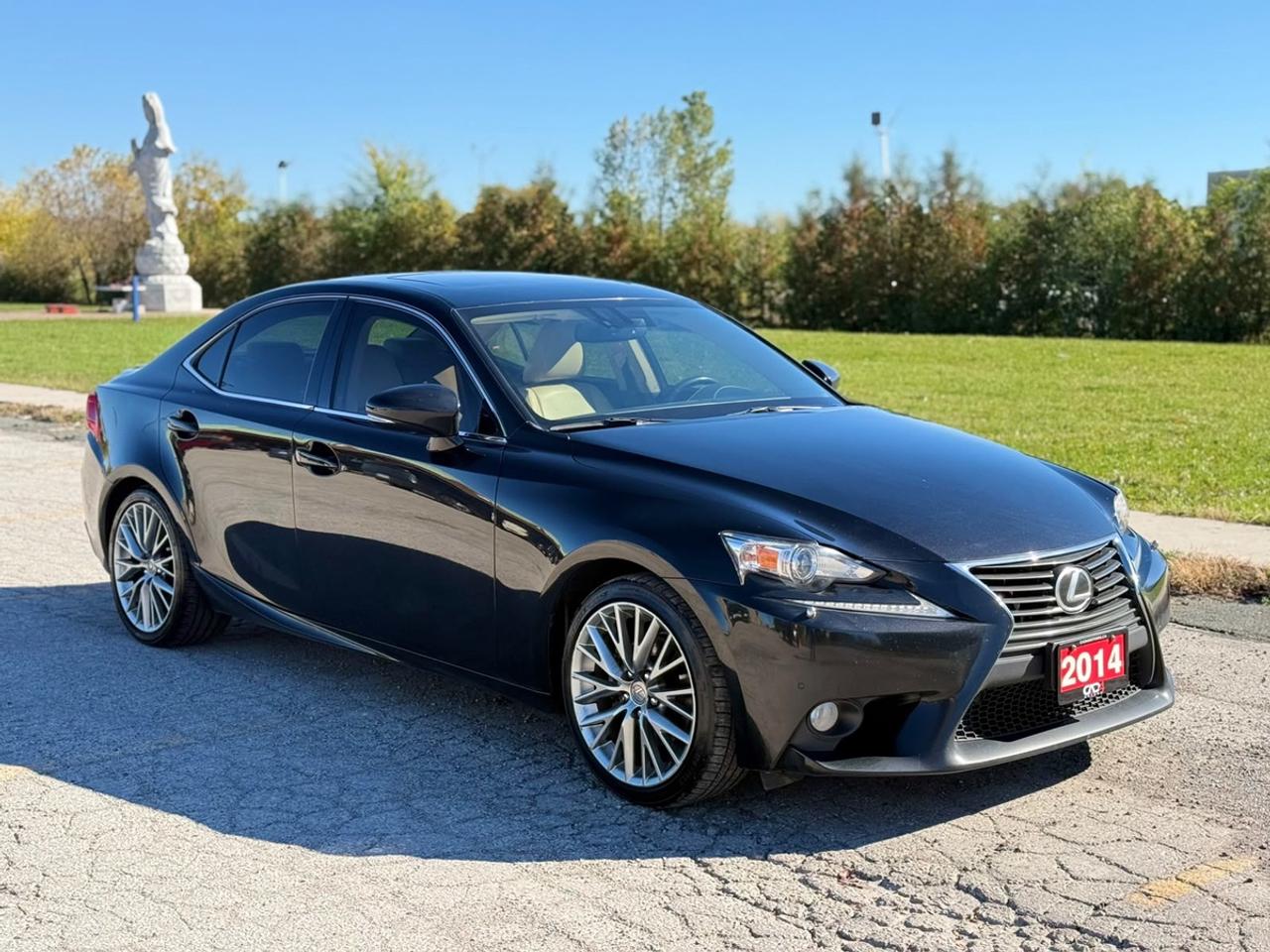 2014 Lexus IS 250 Photo