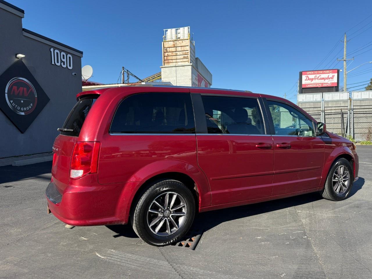 2016 Dodge Grand Caravan 4DR WGN SXT PREMIUM PLUS Photo