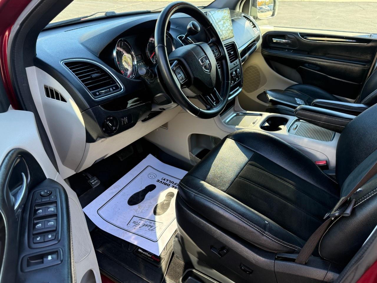 2016 Dodge Grand Caravan 4DR WGN SXT PREMIUM PLUS Photo