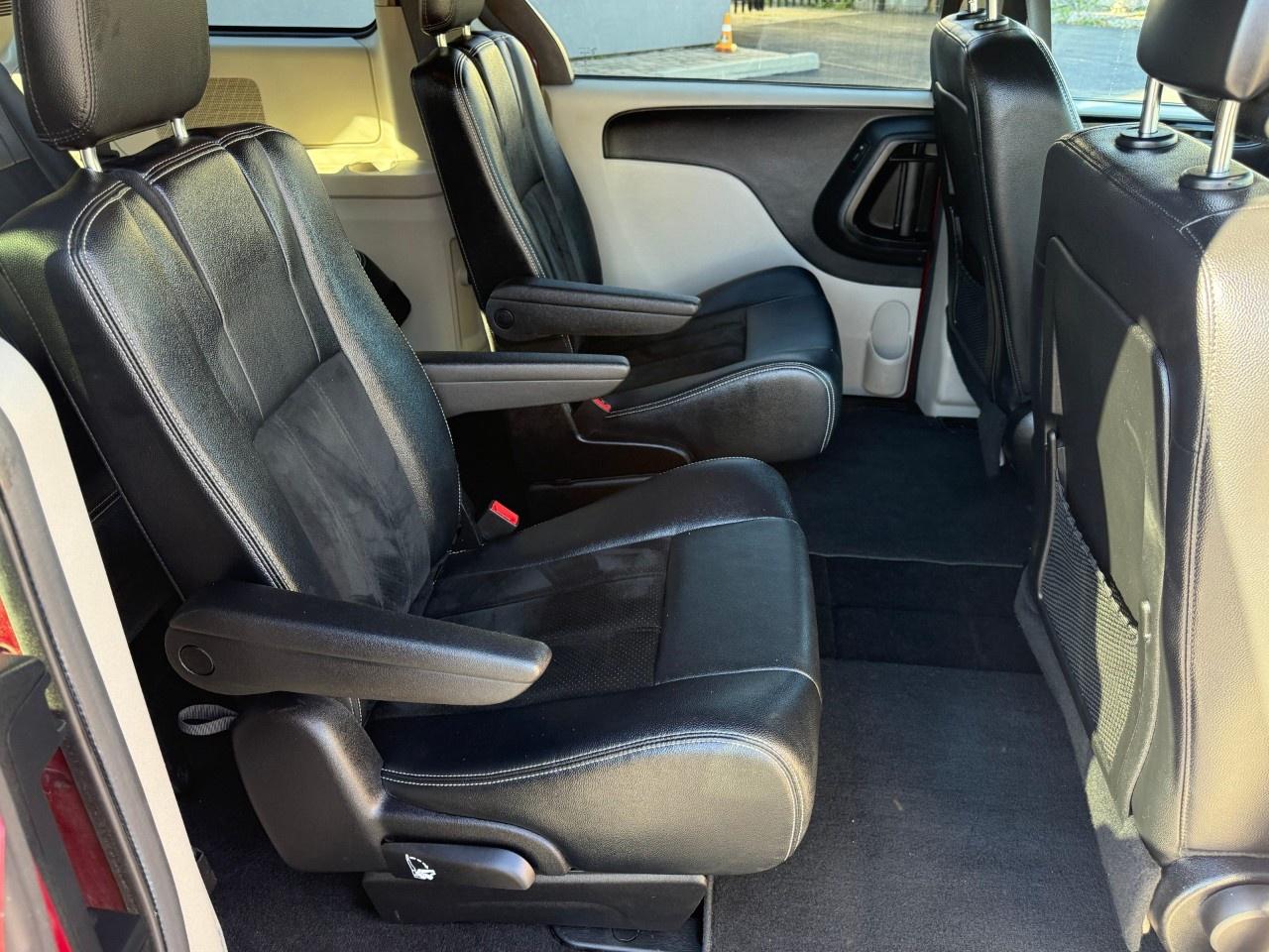 2016 Dodge Grand Caravan 4DR WGN SXT PREMIUM PLUS Photo