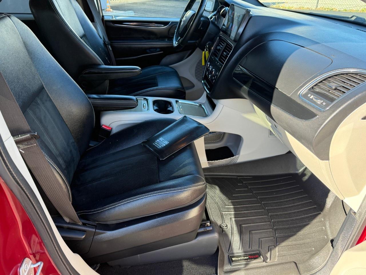 2016 Dodge Grand Caravan 4DR WGN SXT PREMIUM PLUS Photo