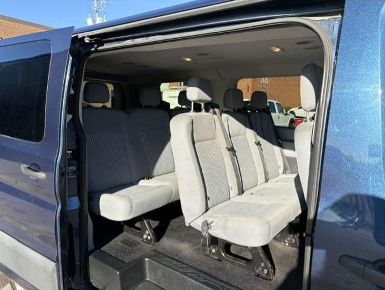 2017 Ford Transit Passenger Wagon T-150 XL 8 PASSENGER-CAMERA-TOW PKG-NO ACCIDENTS Photo