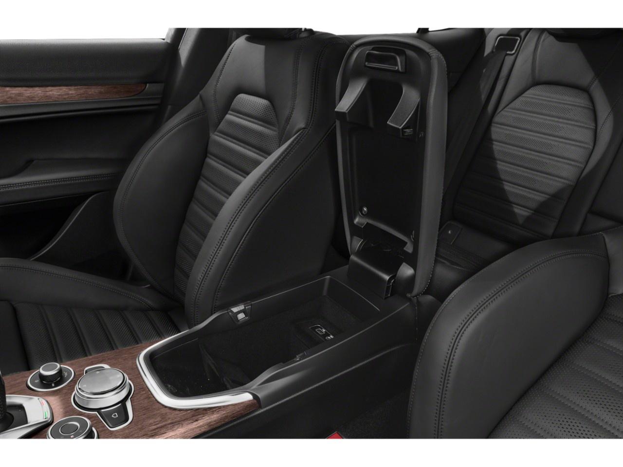 2023 Alfa Romeo Stelvio Veloce AWD Photo