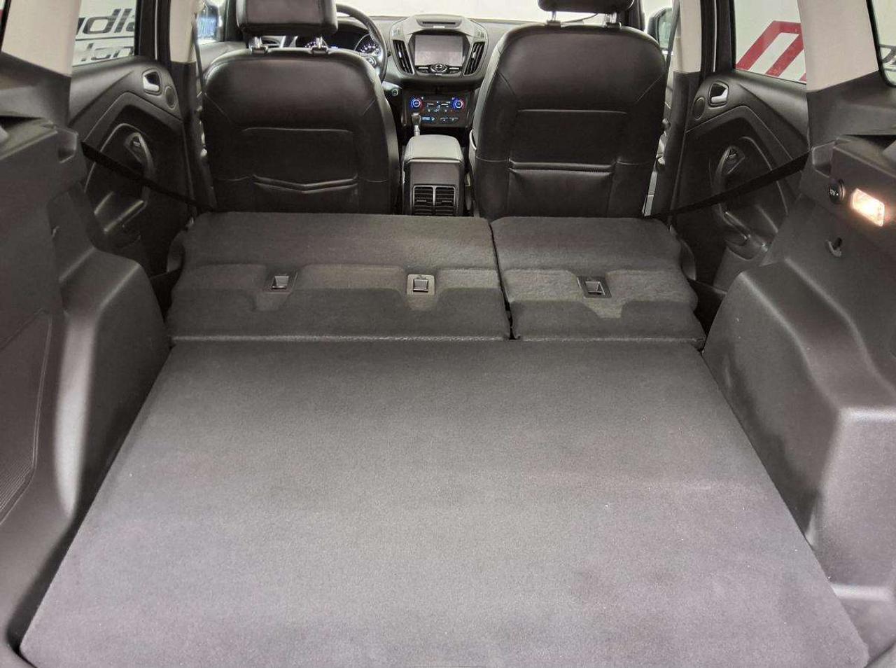 2017 Ford Escape Titanium Photo